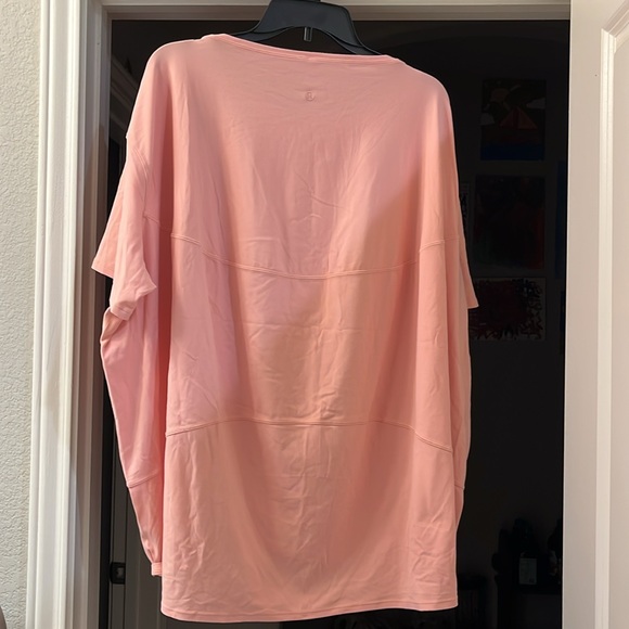 Lululemon Pink back in action - Picture 3 of 4